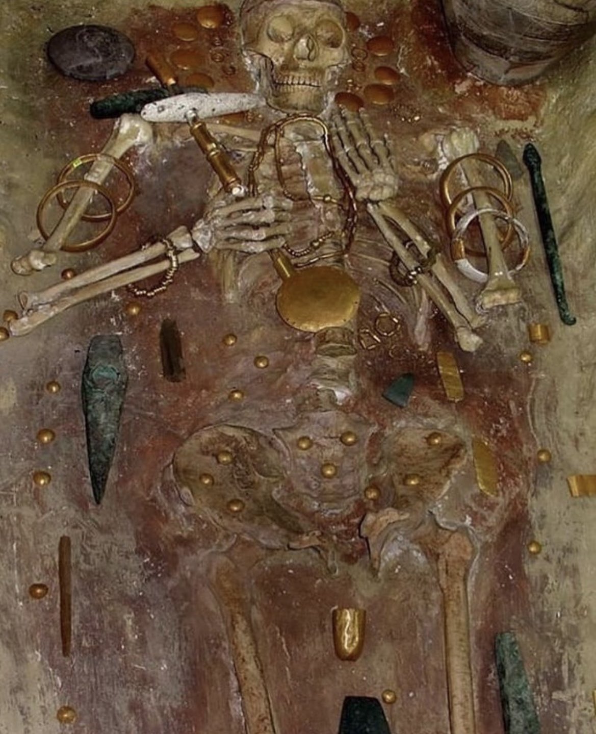 Ancient skeleton with world’s oldest Gold found near the Black Sea